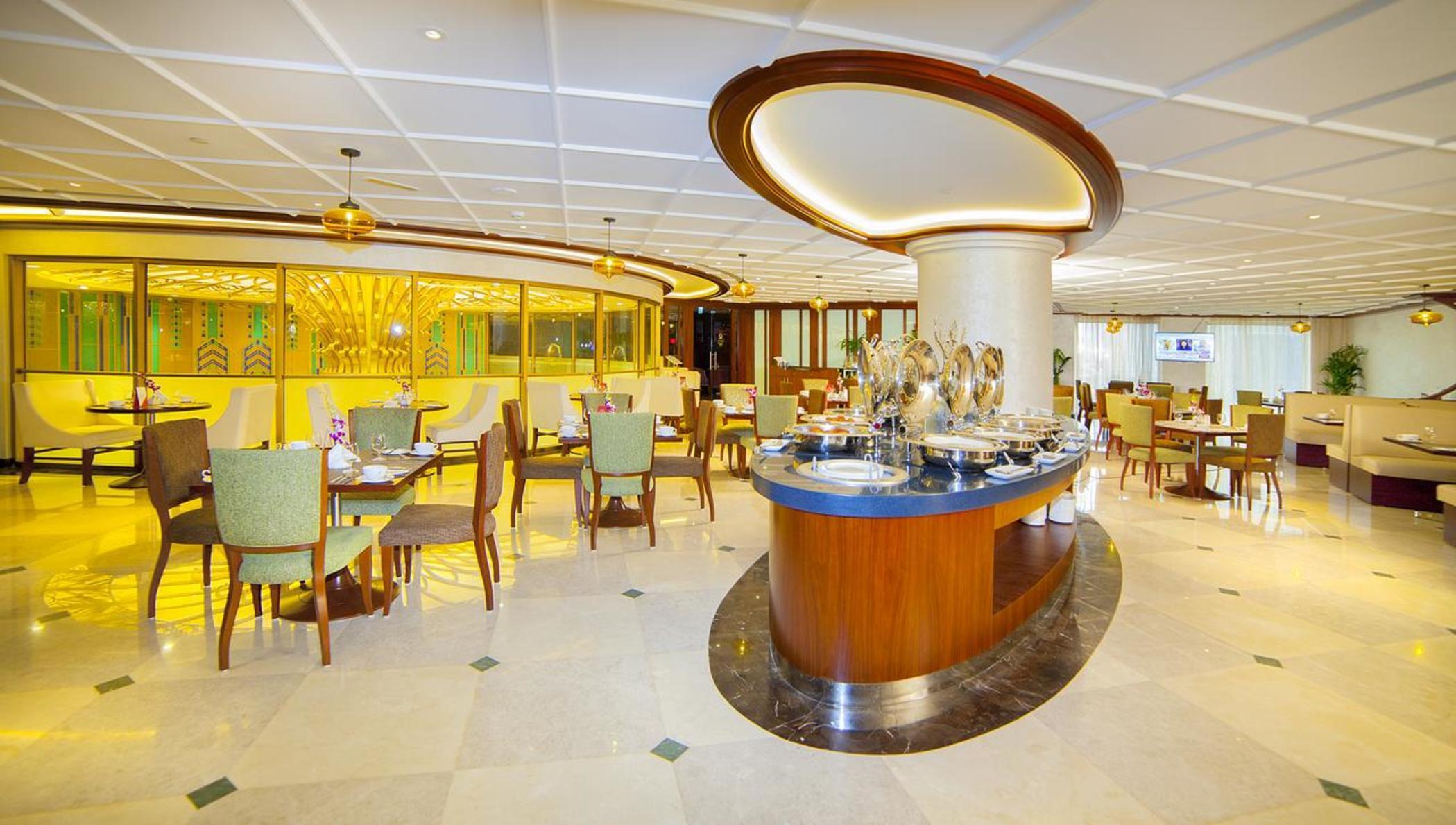 Raviz Center Point Hotel Dubai Exterior photo